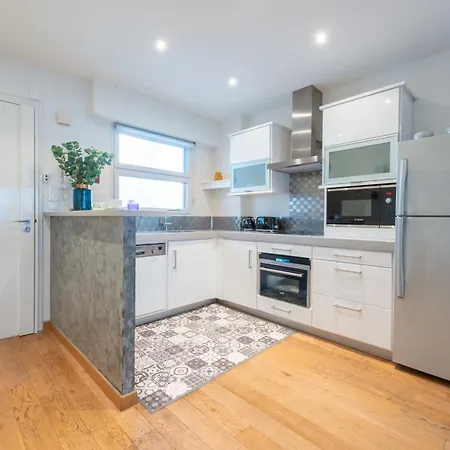 2-bedroom With Terrace And Side Sea View *