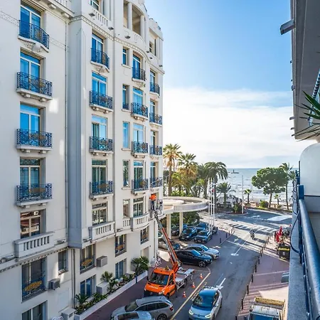 2-bedroom With Terrace And Side Sea View 아파트 칸느