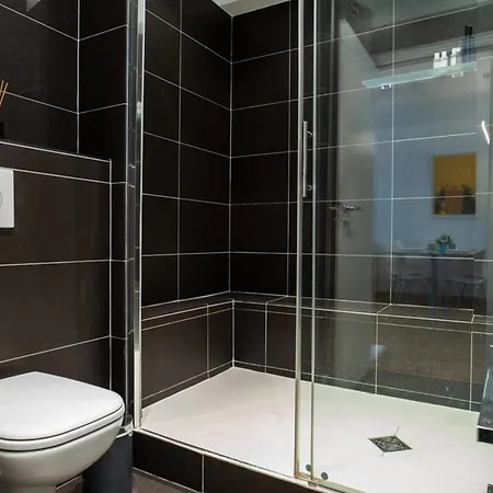 アパート 2-bedroom With Terrace And Side Sea View *