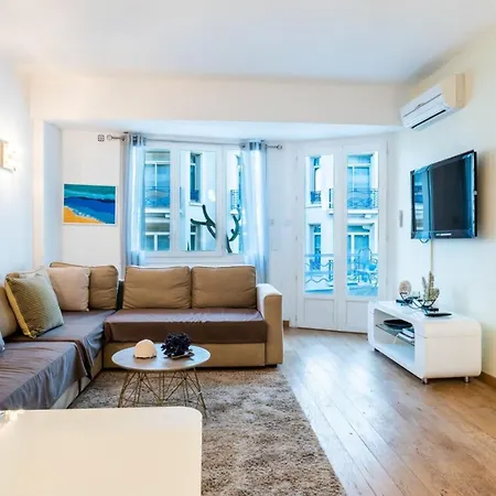 2-bedroom With Terrace And Side Sea View アパート カンヌ