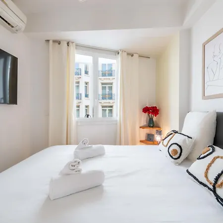 2-bedroom With Terrace And Side Sea View Apartment *