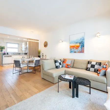 2-bedroom With Terrace And Side Sea View 아파트 칸느