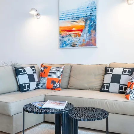 2-bedroom With Terrace And Side Sea View Appartement Cannes